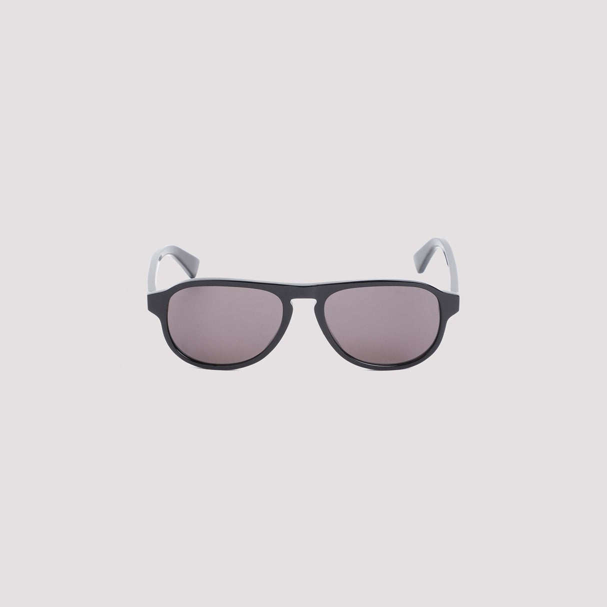 نظارات شمسية سوداء أنيقة للنساء - مجموعة SS24