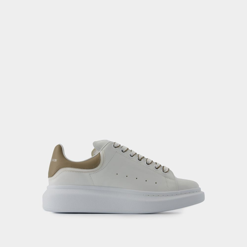 ALEXANDER MCQUEEN Elevated Classic Leather Sneakers