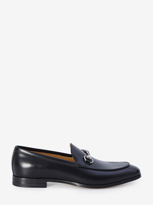 GUCCI Elegant Black Leather Loafers with Silver Horsebit, 1.5 cm Heel