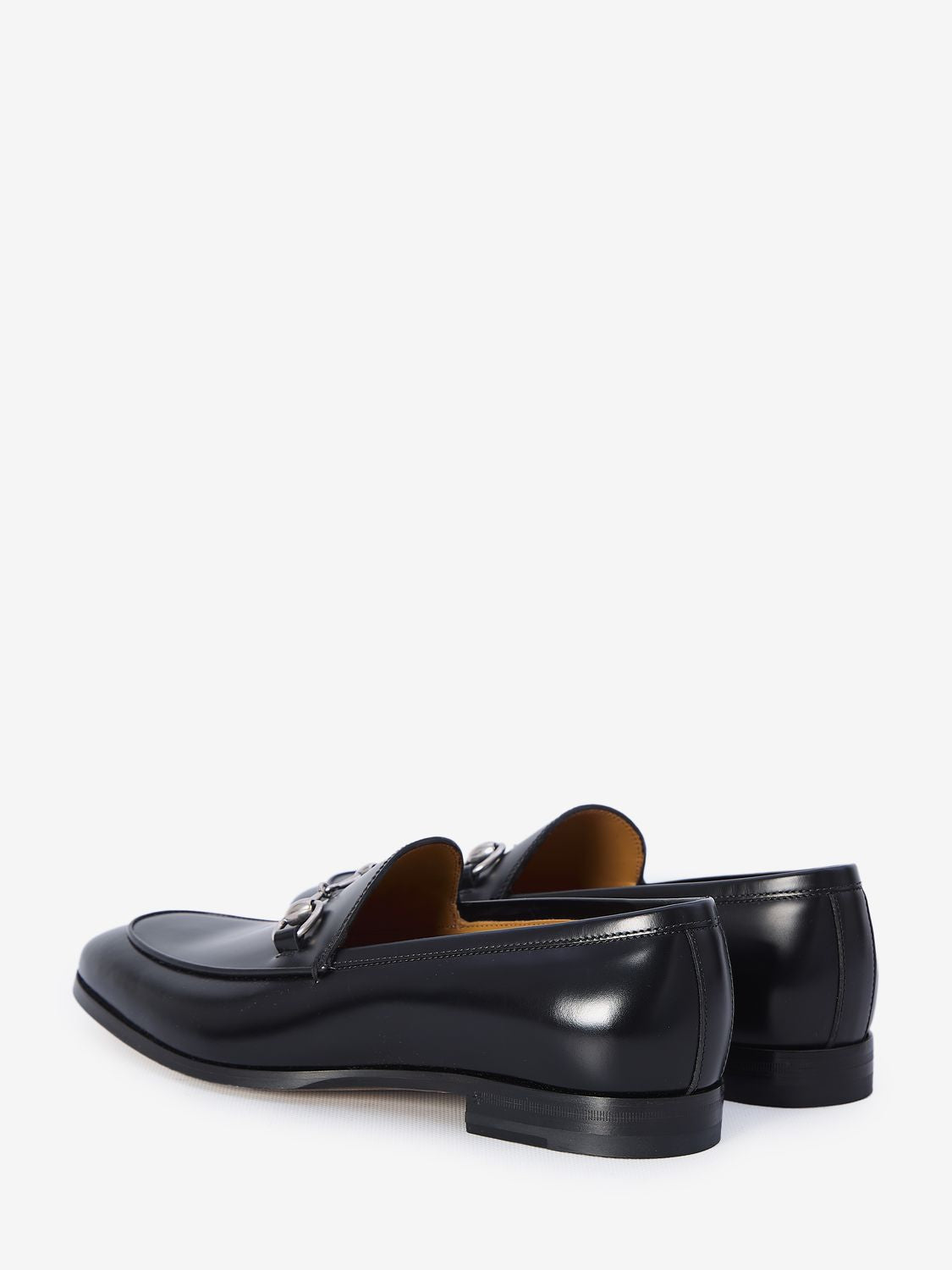 GUCCI Elegant Black Leather Loafers with Silver Horsebit, 1.5 cm Heel