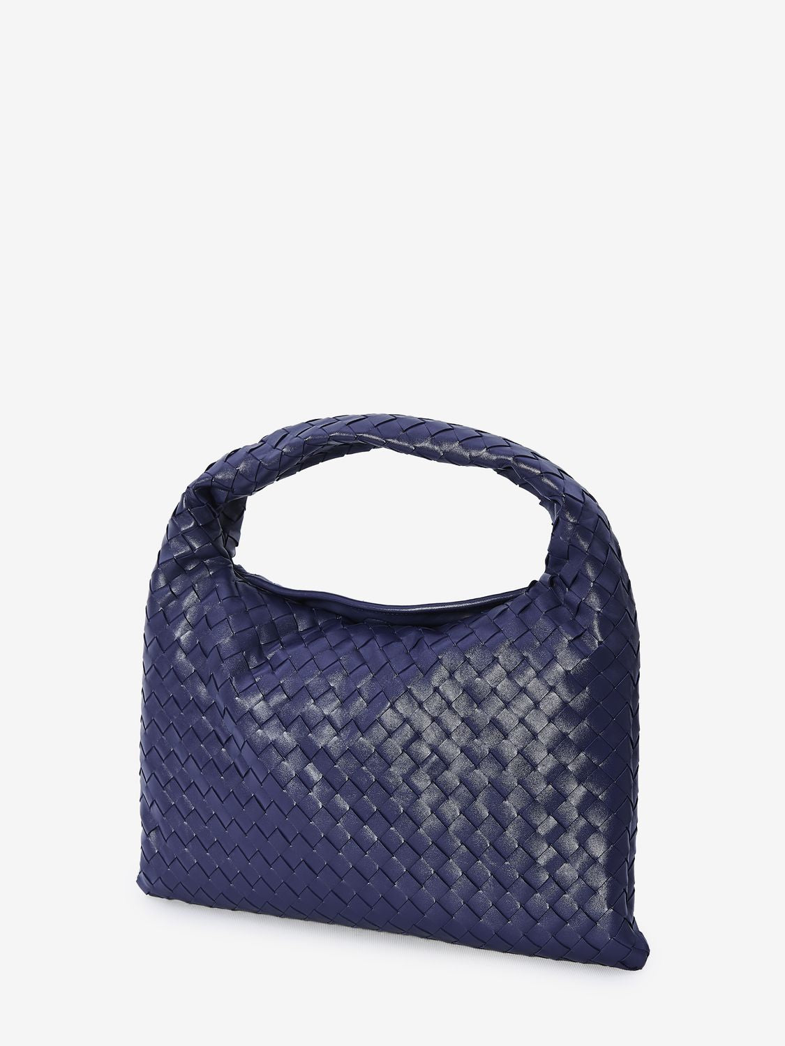 BOTTEGA VENETA 2024秋冬季女士优雅黑色小牛皮中号肩包