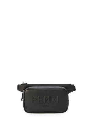 حقيبة الخصر الجلدية السوداء ذات الحزام القابل للتعديل وشعار فيندي روما