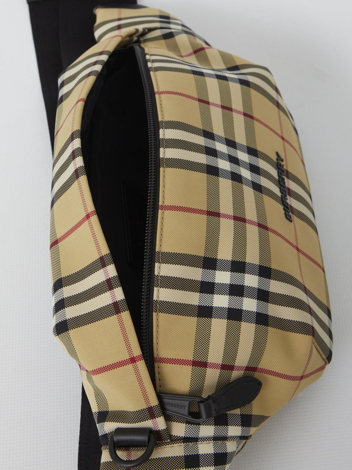 Men's Iconic Burberry Check Belt Bag for FW23