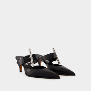 ALEXANDER MCQUEEN Chic Francisco Pumps - Elevated Elegance for Women