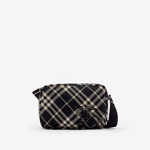 BURBERRY Essential Crossbody Handbag in Black