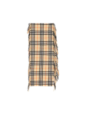 BURBERRY Luxurious Cashmere Scarf in Sand