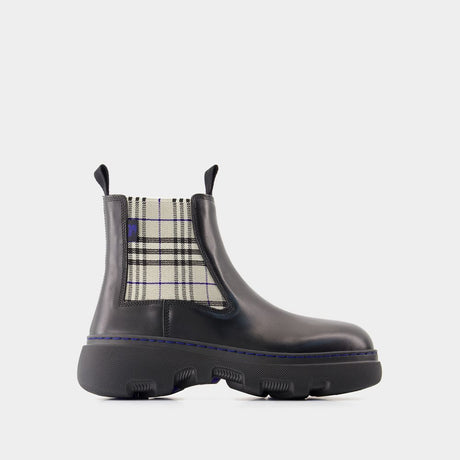 BURBERRY Creeper Chelsea Low Ankle Boots for Women