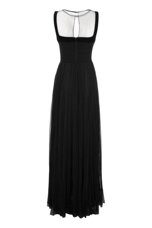 Elegant Black Dress with Velvet Embroidered Bodice and Tulle Skirt