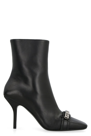 أحذية كاحل بتصميم عصري من جيفانشي الجلدية الأسود للنساء - FW22