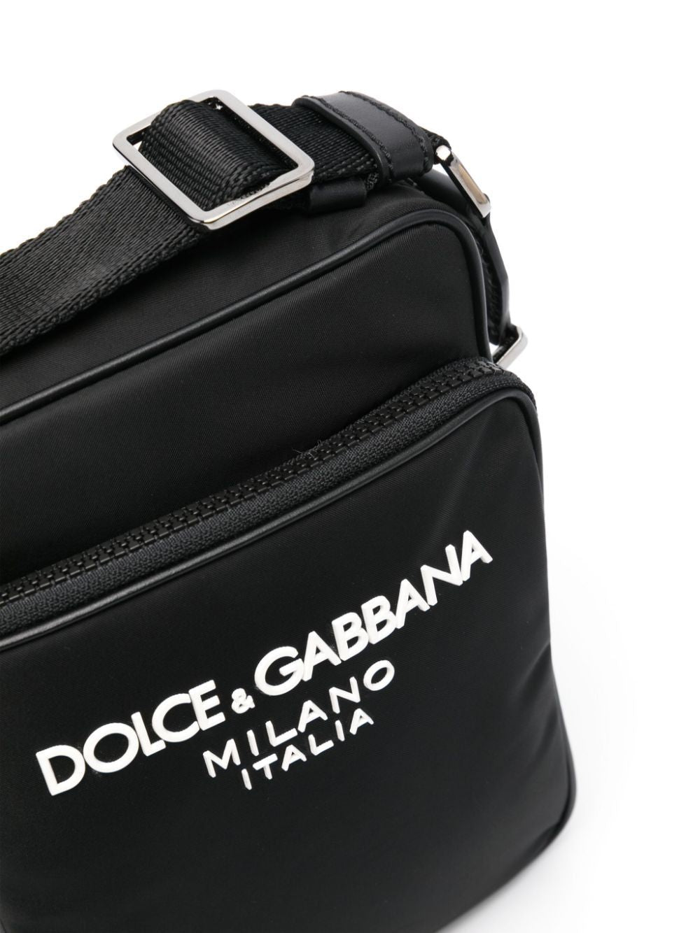 DOLCE & GABBANA กระเป๋าสะพายข้างชายสีน้ำเงินผ้าไนลอนพร้อมรายละเอียดหนังและสายสะพายปรับได้ สำหรับซีซั่น SS24