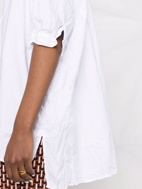 قميص قطني أبيض كلاسيكي للنساء من دانييلا غريجيس