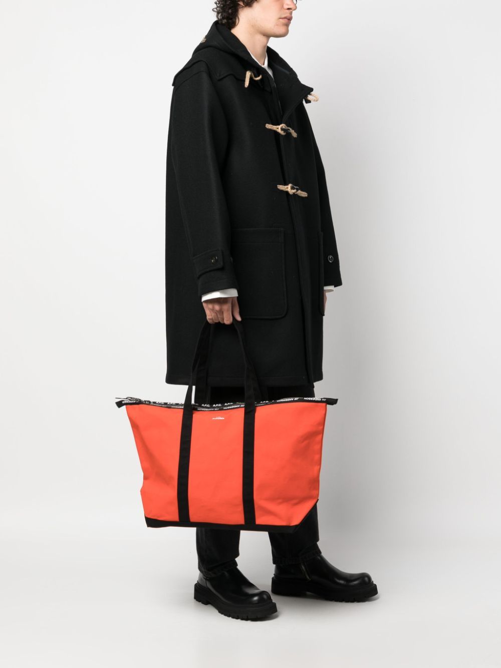 男装|AW23款 JW Anderson x APC 橙色logo印花手提袋
