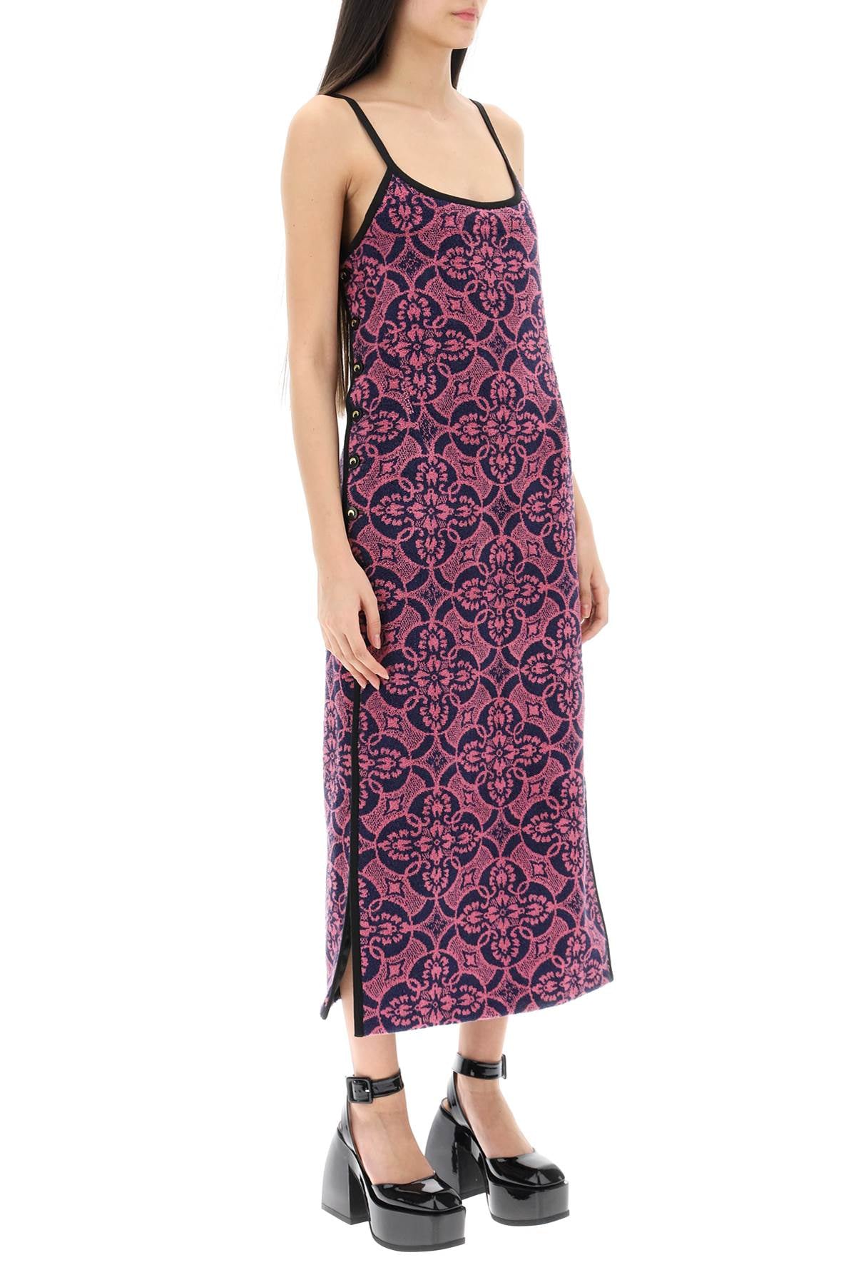 فستان ناعم مع تصميم منشفة شرقية في القطن الناعم