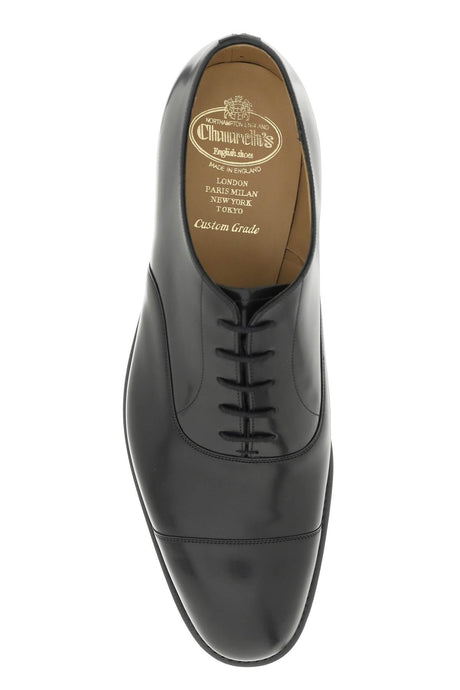 黑色男士毛皮鞋，来自FW23系列