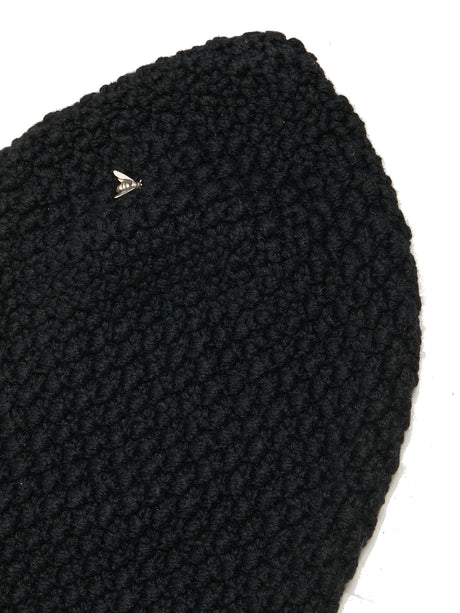 WERKSTATT:MUNCHEN Luxurious Cashmere Beanie with Silver Detail for Men