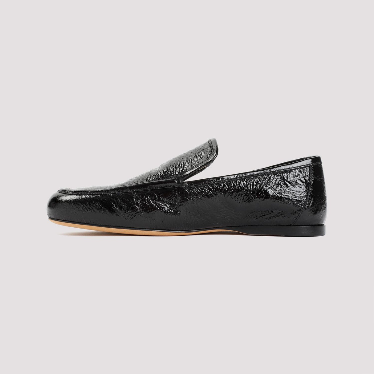 أحذية اللوفر النسائية السوداء الأنيقة من مجموعة SS24