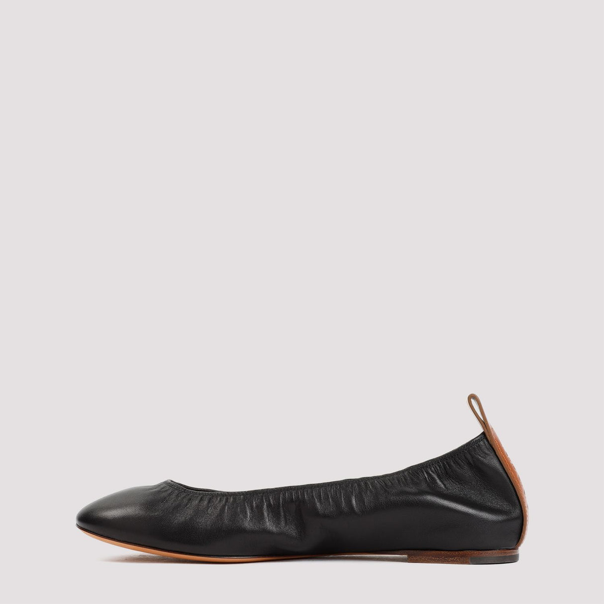 حذاء باليرينا جلدي أسود للنساء - مجموعة SS24