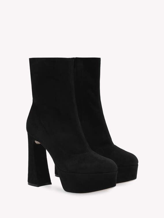 GIANVITO ROSSI Sleek Black Suede Boots for Women - FW23 Collection