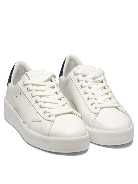 حذاء سنيكرز نساؽي باللون الأبيض