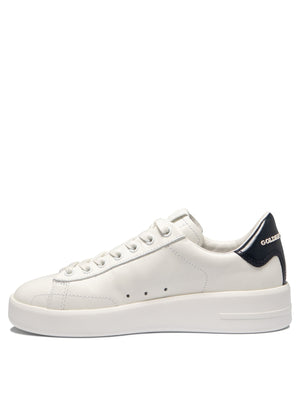 حذاء سنيكرز نساؽي باللون الأبيض