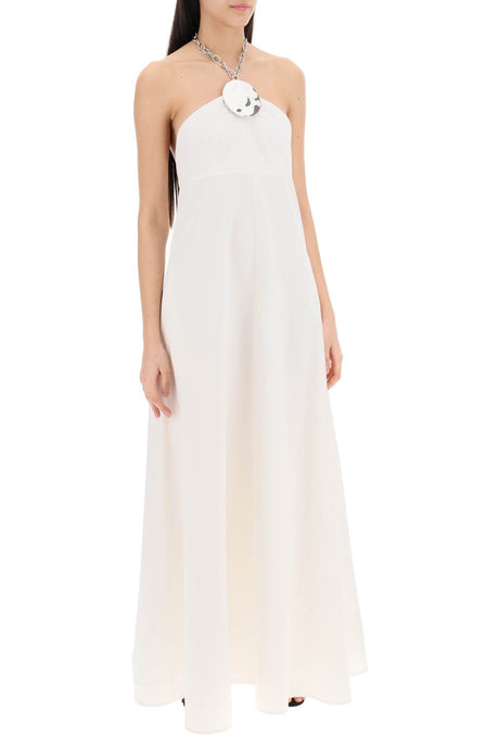 Đầm dài mặc nữ tinh tế màu trắng với dây chuyền tích hợp, bộ sưu tập SS24