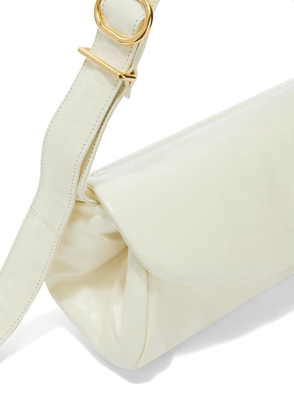 حقيبة كتف جلد أبيض كبيرة للنساء - مجموعة FW23