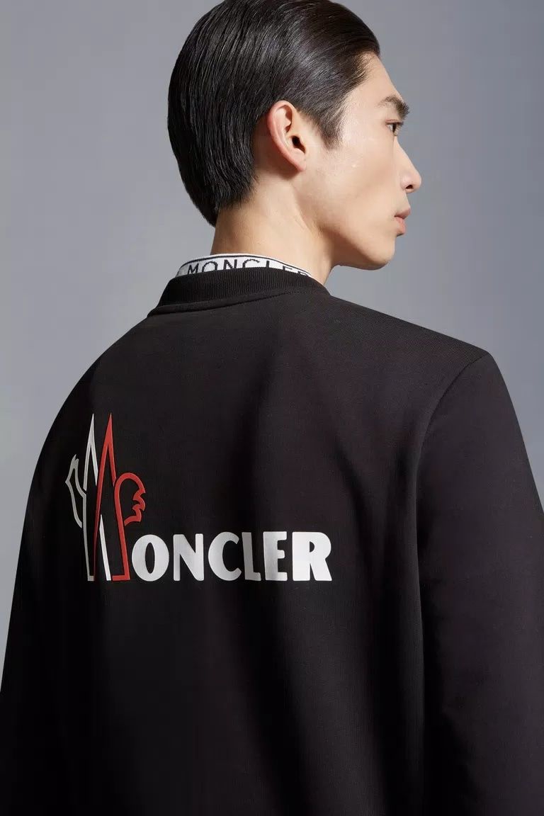 MONCLER Classic Crewneck Sweatshirt with Logoed Design - Black