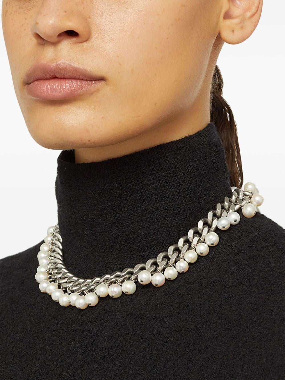 JIL SANDER Elegant Freshwater Pearl Necklace with Silver Chain