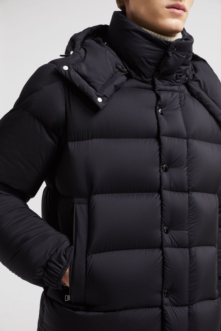 MONCLER Men's Sleek Outerwear Jacket