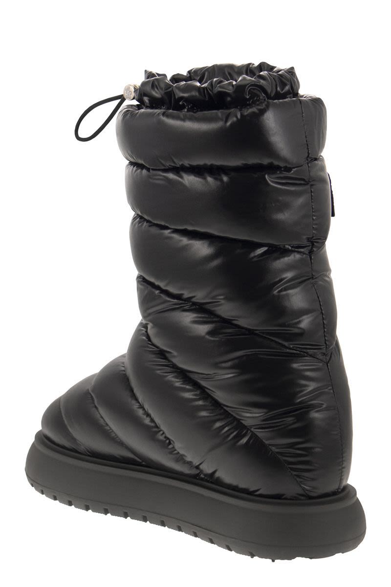 MONCLER GAIA POCKET MID BOOTS