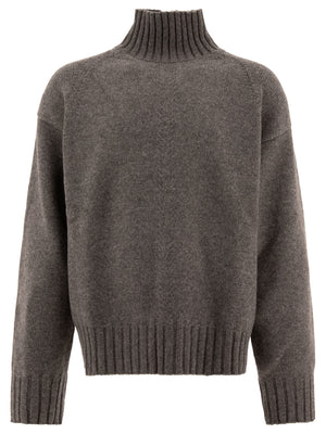 JIL SANDER Luxurious Wool Blend Turtleneck Sweater