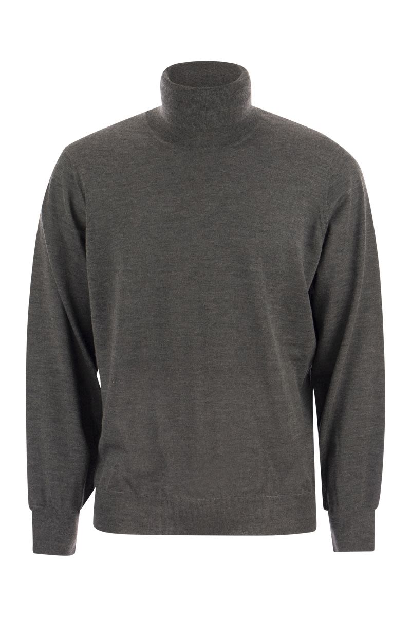 Men's Lightweight Cashmere and Silk Turtleneck Sweater for FW23 in Grey