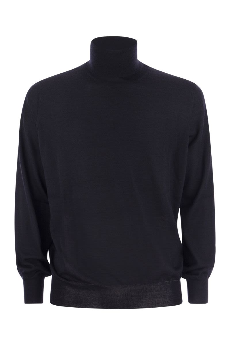 Men's Lightweight Cashmere and Silk Turtleneck Sweater for FW23 in Grey