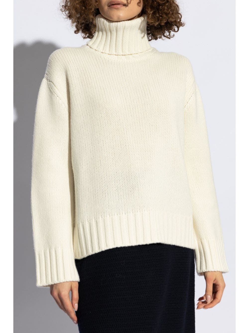 FABIANA FILIPPI Elegant Cream Turtleneck Sweater in Wool-Silk Blend