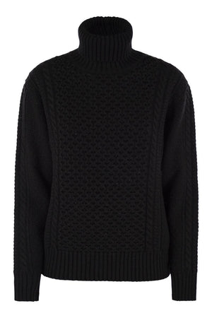 FABIANA FILIPPI Luxurious Turtleneck Sweater with Exclusive Textured Design