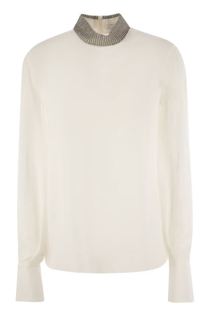 BRUNELLO CUCINELLI Elegant Silk Crepe Blouse with Luminescent Neck Jewel