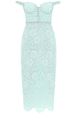 فستان ماكسي بتصميم الدانتيل الزهري وتفاصيل كريستال للنساء - مجموعة الخريف/الشتاء 2024