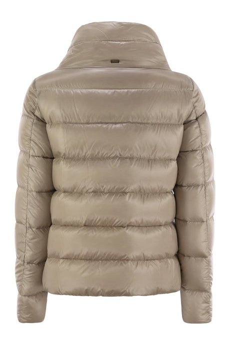 HERNO Silken Touch Slim Fit Down Jacket with Elegant Ring Collar