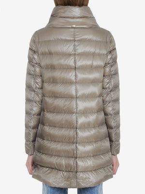 HERNO Elegant Quilted Down Jacket in Putty