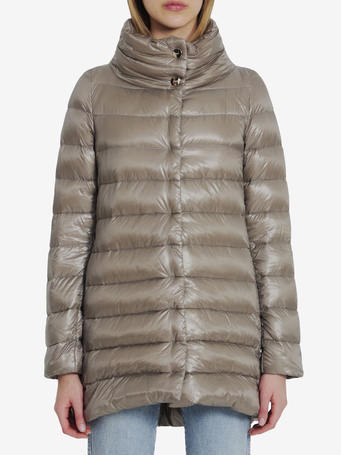 HERNO Elegant Quilted Down Jacket in Putty