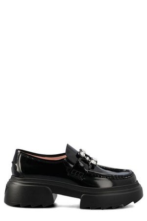 ROGER VIVIER Luxurious Leather Loafers for the Fashion Forward: Black Wallaviv Buckle Moccasins