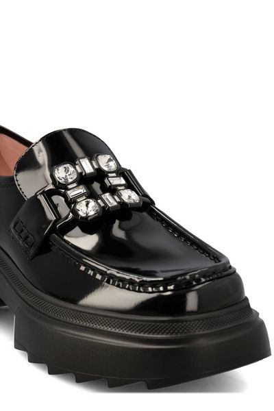 ROGER VIVIER Luxurious Leather Loafers for the Fashion Forward: Black Wallaviv Buckle Moccasins