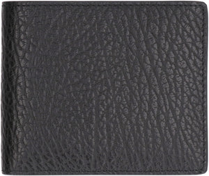 MAISON MARGIELA Luxurious Men's Leather Wallet with Raffia Stitch Detailing