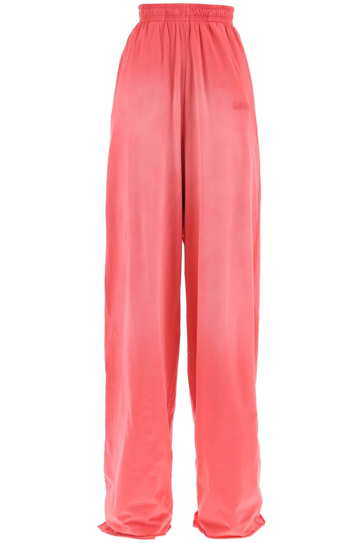 SS23のピンク色の限定ダブルTシャツスウェットパンツ