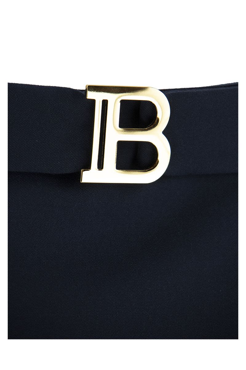 Blue Low-Rise Skirt with Two Flap Pockets and Logo Belt Buckle