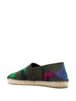 VALENTINO GARAVANI Mens Espadrilles in Multicolored Nero and Naturale for Spring/Summer 2024