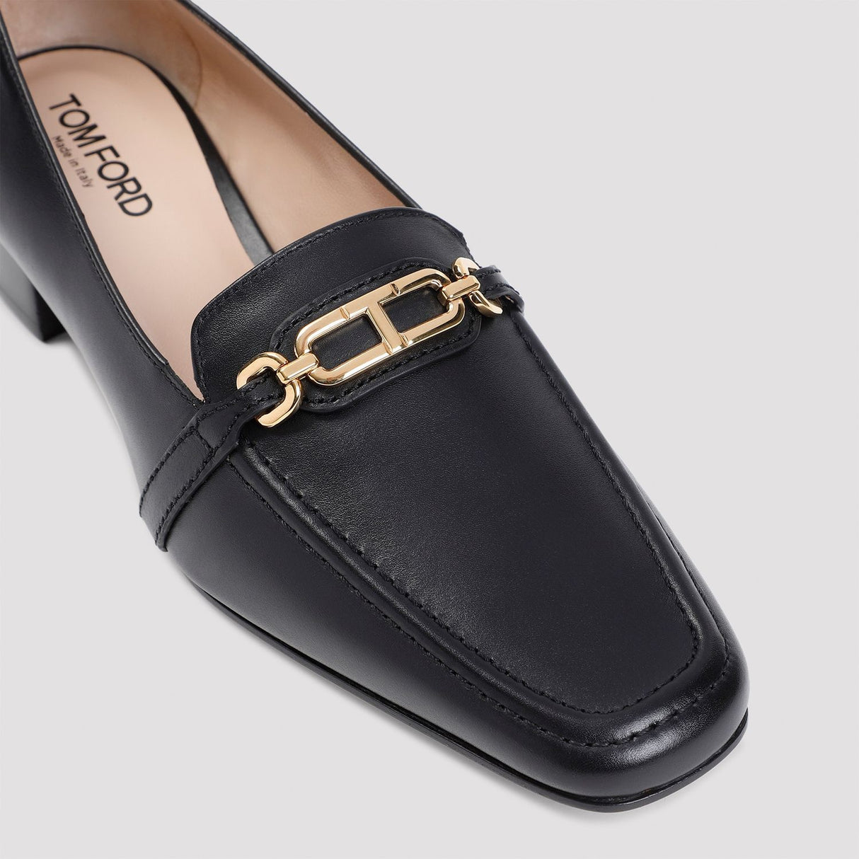 TOM FORD Elegant Black Leather Loafers