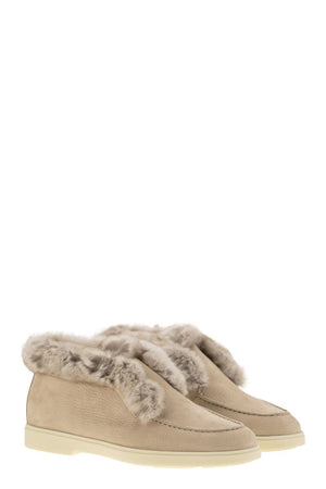 SANTONI Luxury Nubuck Desert Boot with Fur Trim for Women