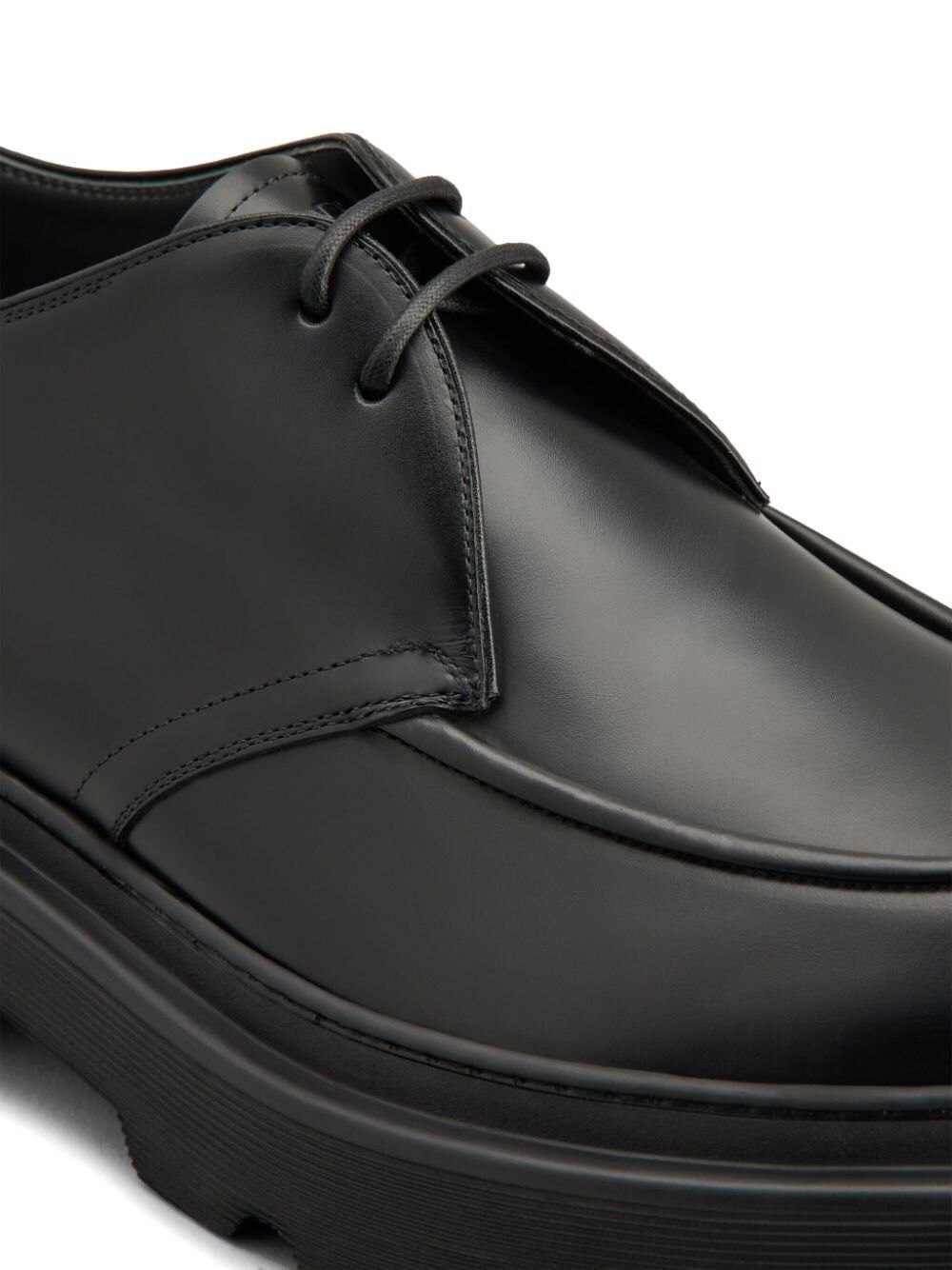 TOD'S Elegant Leather Derby Dress Shoes