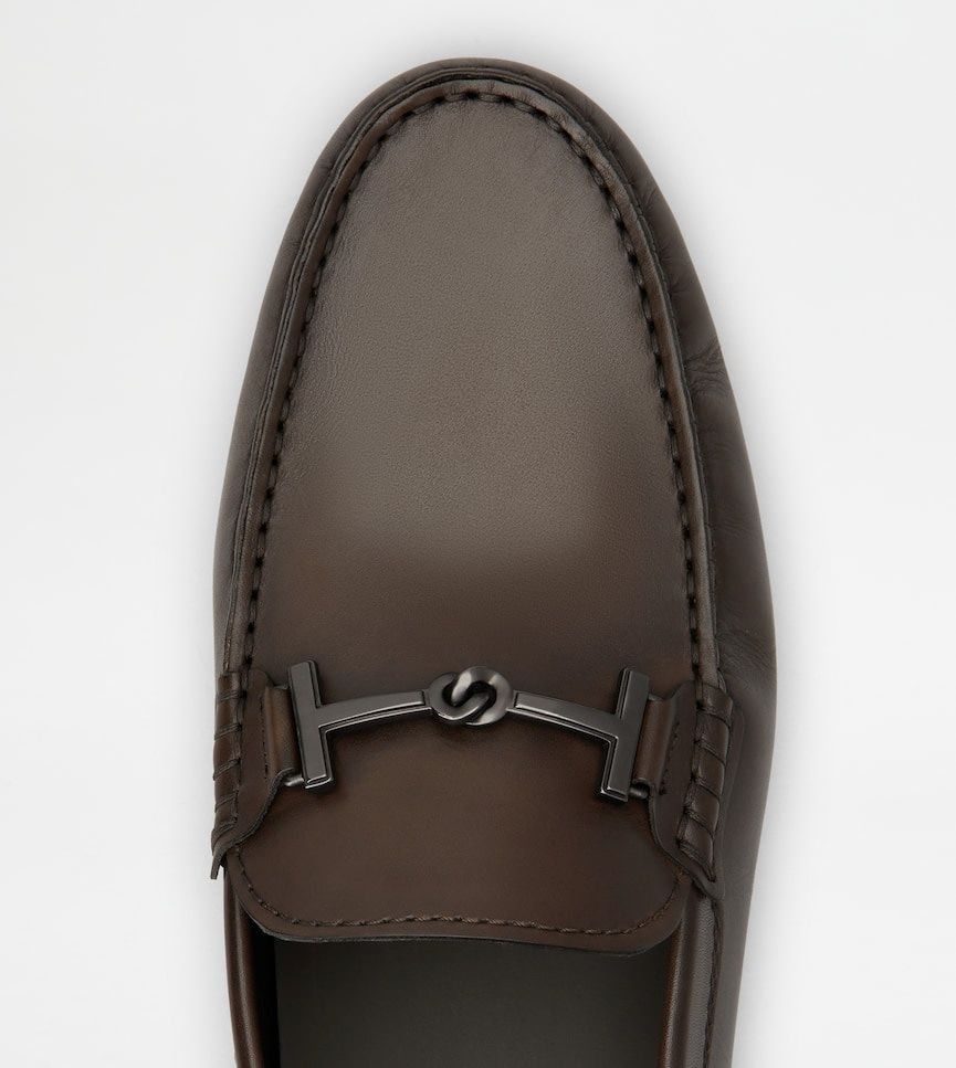 TOD'S Smooth Calfskin Loafers for Men - Brown